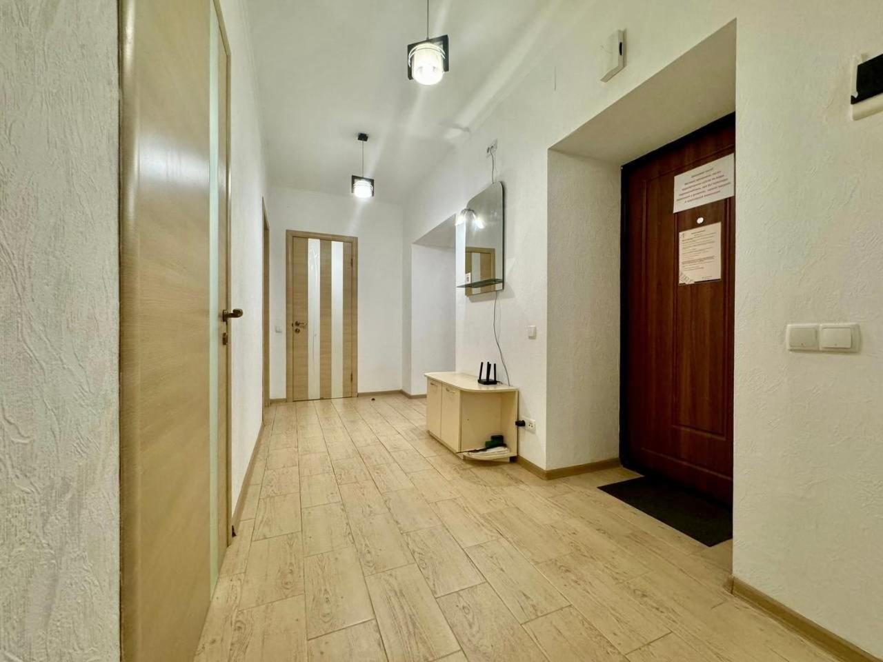 Apartpoltava Стильні Білосніжні Апартаменти, 2-Окремі Кімнати , Документи Для Відрядження , Банківський Чек Ngoại thất bức ảnh