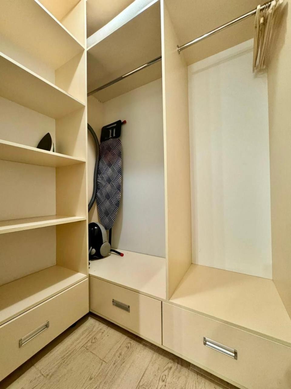 Apartpoltava Стильні Білосніжні Апартаменти, 2-Окремі Кімнати , Документи Для Відрядження , Банківський Чек Ngoại thất bức ảnh
