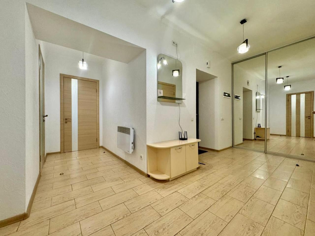 Apartpoltava Стильні Білосніжні Апартаменти, 2-Окремі Кімнати , Документи Для Відрядження , Банківський Чек Ngoại thất bức ảnh